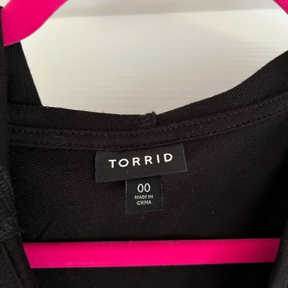 Torrid Hooded Jumpsuit Size 00 - Picture 3 of 4